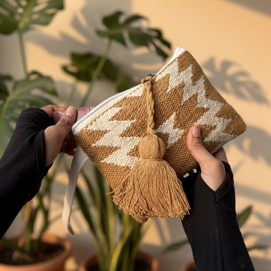 Earthline Weave Wristlet Bag